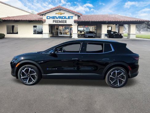 New 2026 Chevrolet Equinox EV LT image 5