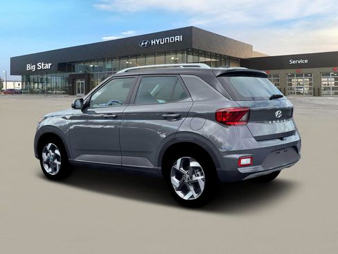 New 2026 Hyundai Venue SEL image 4