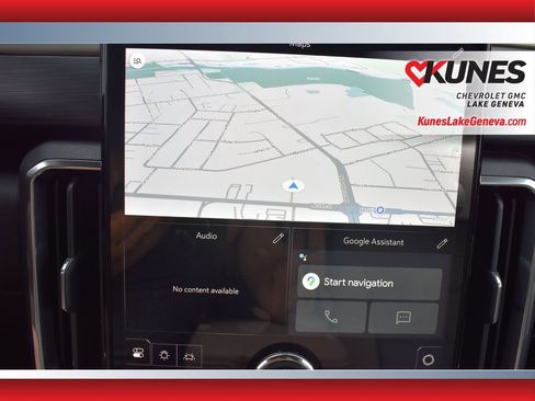 New 2025 GMC Acadia Elevation image 16