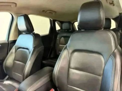 Used 2020 Ford Escape SEL image 23