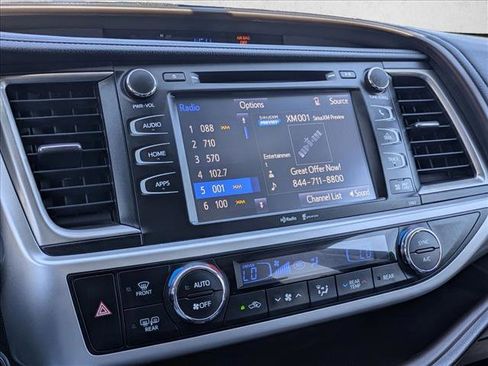 Used 2015 Toyota Highlander XLE image 15