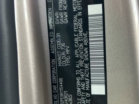 Certified 2024 Volvo XC90 B5 Plus w/ Protection Package Premier image 27