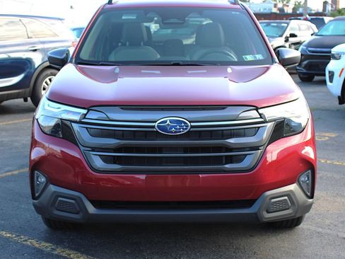 Used 2026 Subaru Forester Premium AWD/4WD image 10