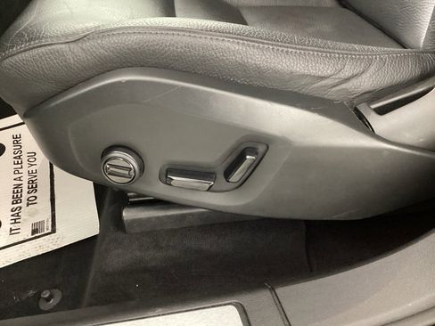 Used 2021 Volvo XC60 T8 Inscription Expression w/ Advanced Package image 16