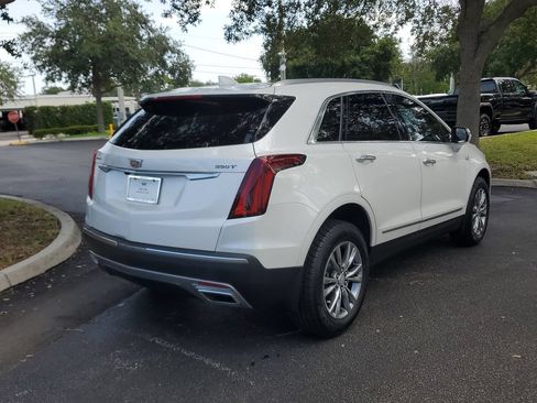 Used 2021 Cadillac XT5 Premium Luxury FWD image 5