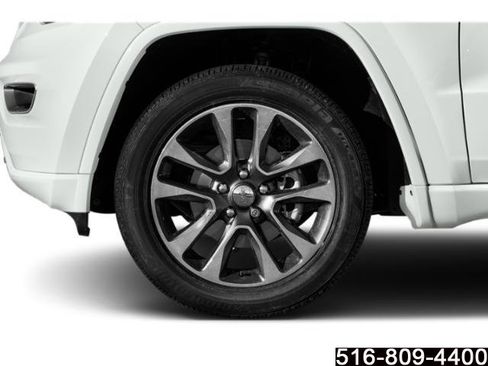 Used 2020 Jeep Grand Cherokee Overland image 15