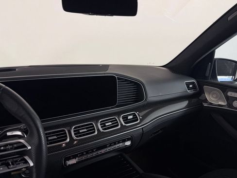Used 2025 Mercedes-Benz GLS 63 AMG 4MATIC image 22