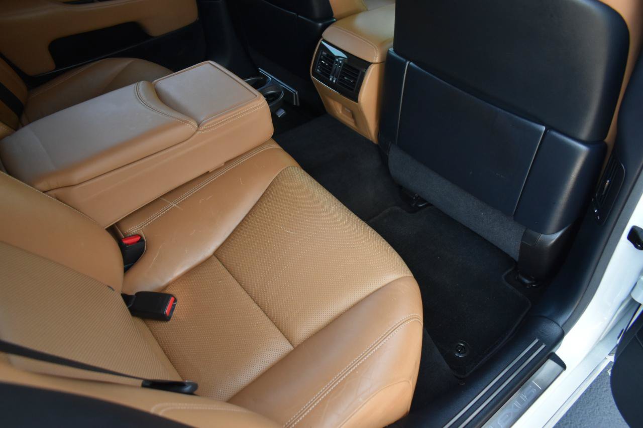 Used 2014 Lexus LS 460 w/ Comfort Package RWD image 27