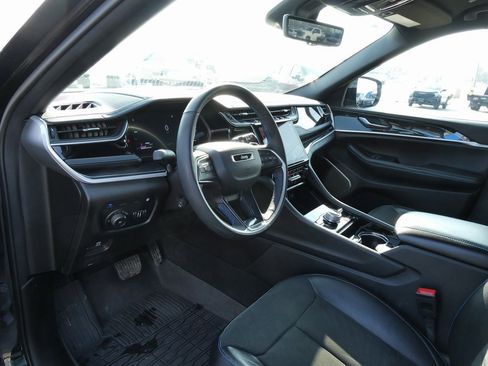 Used 2022 Jeep Grand Cherokee Trailhawk w/ Advanced Protech Group II image 24