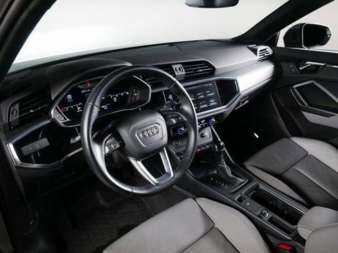 Used 2021 Audi Q3 2.0T Premium Plus w/ Premium Plus Package image 3