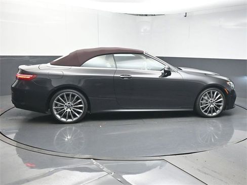Used 2023 Mercedes-Benz E 450 4MATIC Cabriolet image 8