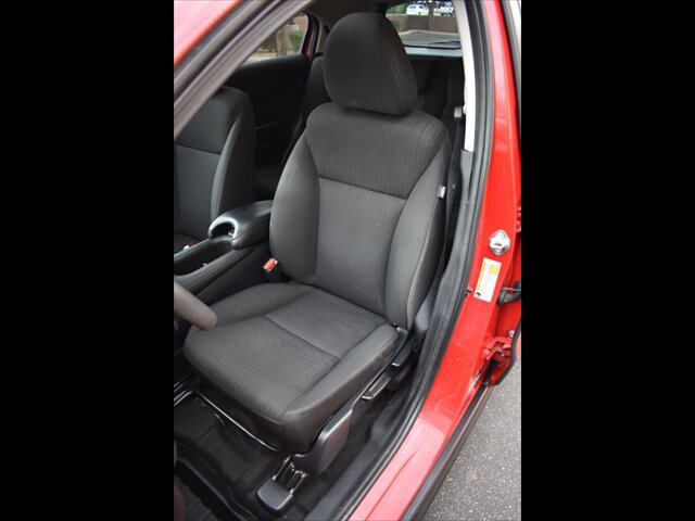 Used 2018 Honda HR-V EX image 17