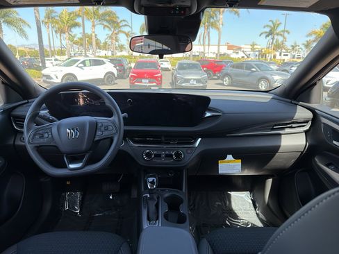 New 2026 Buick Envista Preferred FWD image 10