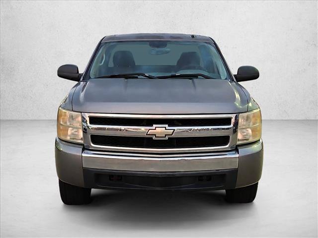Used 2008 Chevrolet Silverado 1500 W/T w/ LS Package RWD image 2