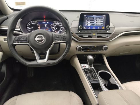 Used 2023 Nissan Altima 2.5 SV image 22