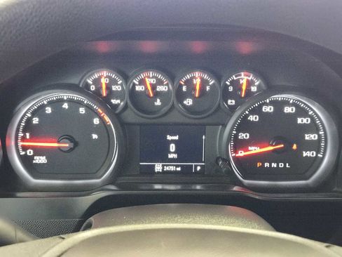 Used 2020 GMC Sierra 1500 4x4 Crew Cab w/ Sierra Value Package image 16