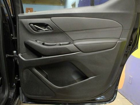 Used 2023 Chevrolet Traverse LT w/ LPO, Floor Liner Package AWD/4WD image 11