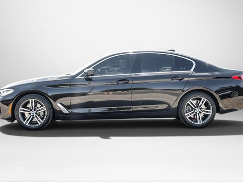 Used 2021 BMW 530i w/ Convenience Package RWD image 9