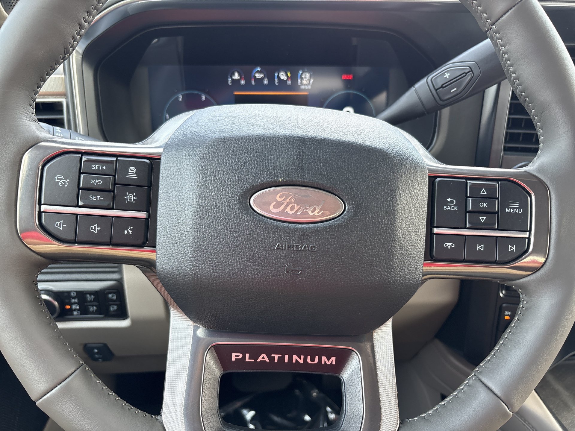 New 2027 Ford F350 Platinum w/ Platinum Plus Package AWD/4WD image 9