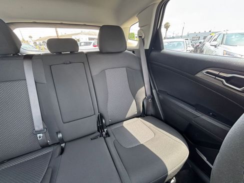 Used 2025 Kia Sportage LX FWD image 42