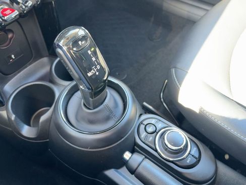 Certified 2023 MINI Cooper 2-Door Hardtop image 16