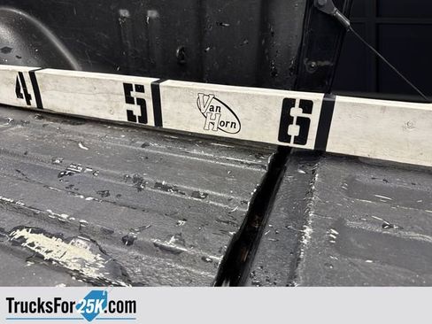 Used 2018 Chevrolet Silverado 1500 Custom w/ Custom Value Package image 14