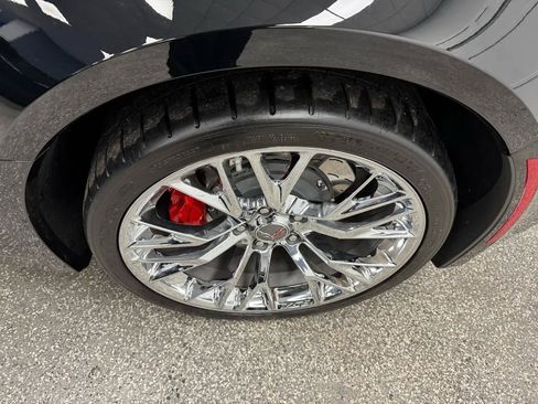 Used 2016 Chevrolet Corvette Z06 w/ 3LZ Preferred Equipment Group RWD image 24