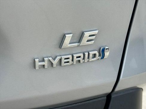 Certified 2022 Toyota RAV4 LE image 13