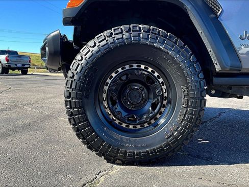 Used 2021 Jeep Wrangler Unlimited Sport image 8