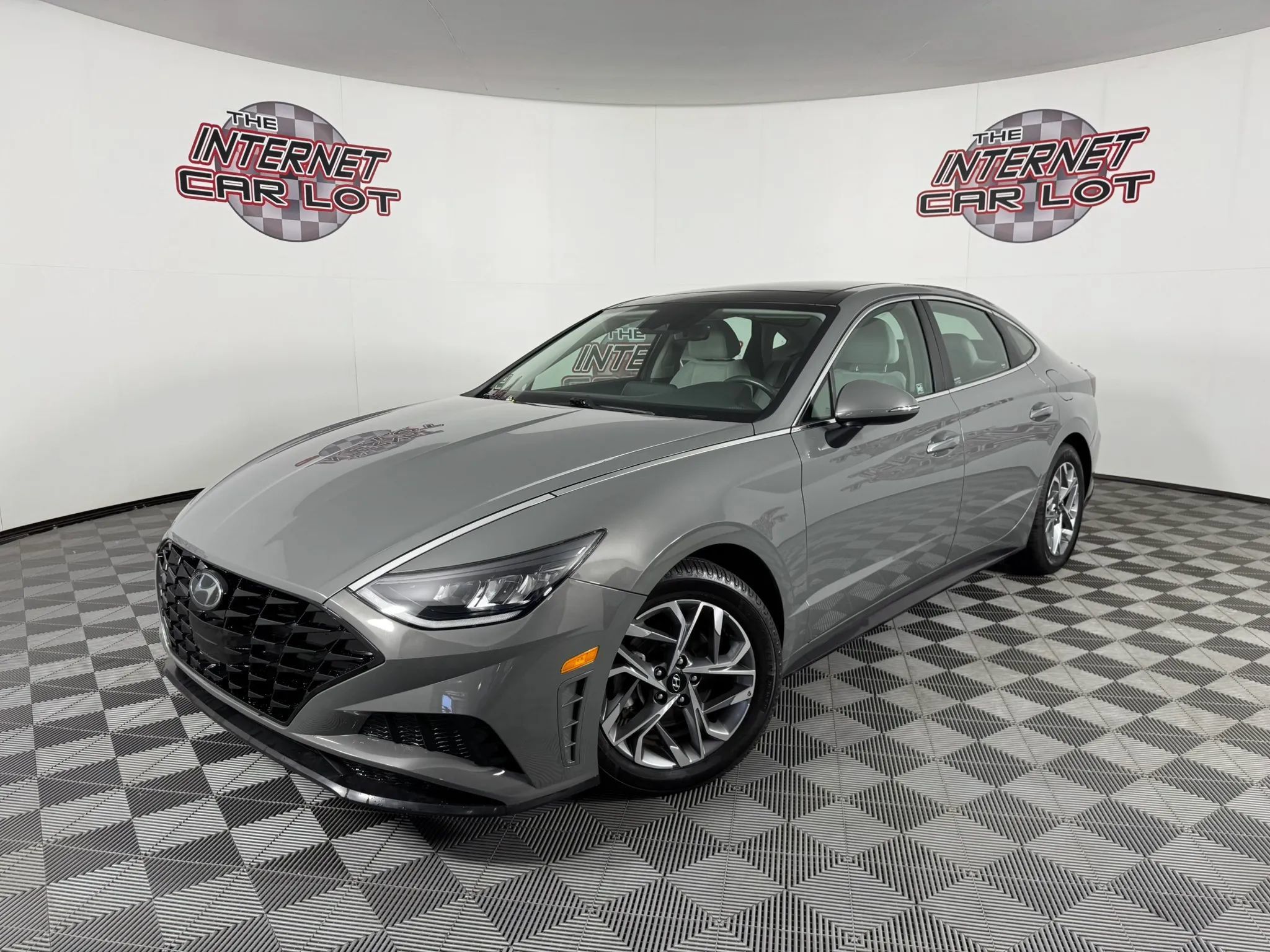 Used 2021 Hyundai Sonata SEL w/ Convenience Package FWD image 1