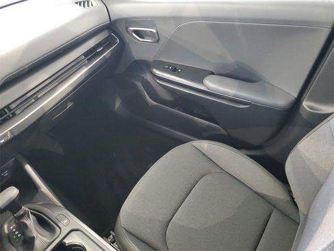 Certified 2025 Kia K4 LXS image 11