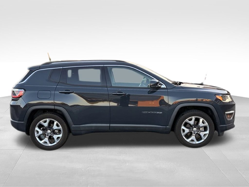 Used 2018 Jeep Compass Limited w/ Navigation Group FWD image 6
