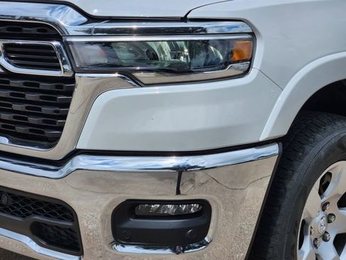 Used 2025 RAM 1500 Big Horn AWD/4WD image 8