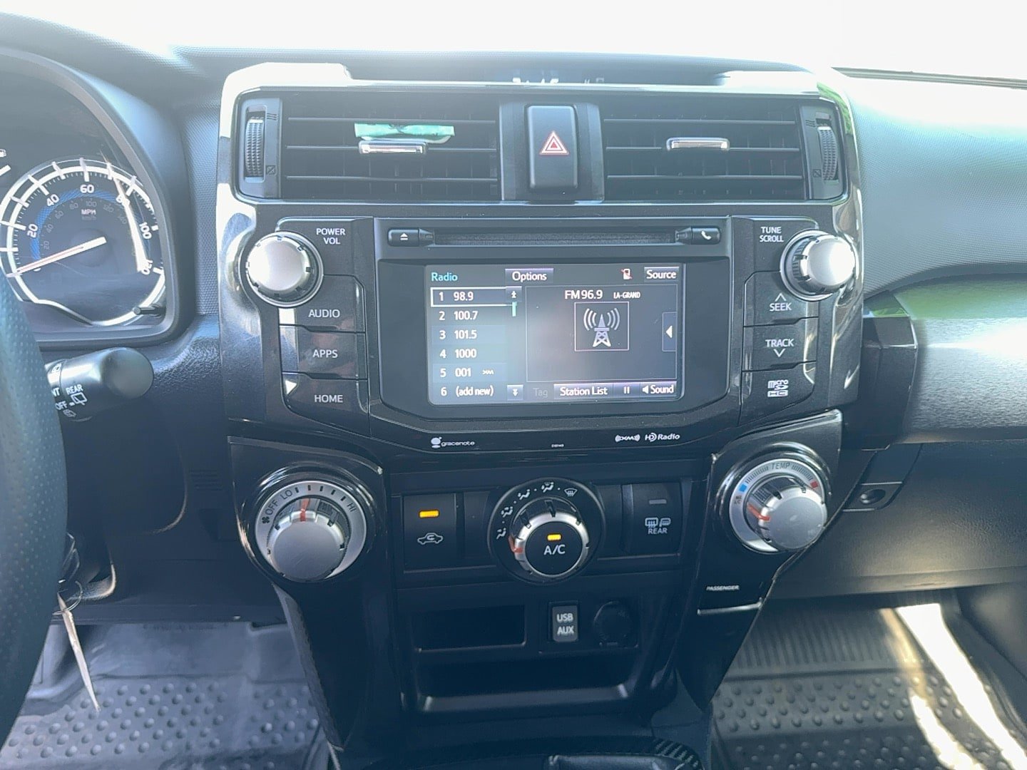 Used 2017 Toyota 4Runner TRD Off-Road Premium AWD/4WD image 23