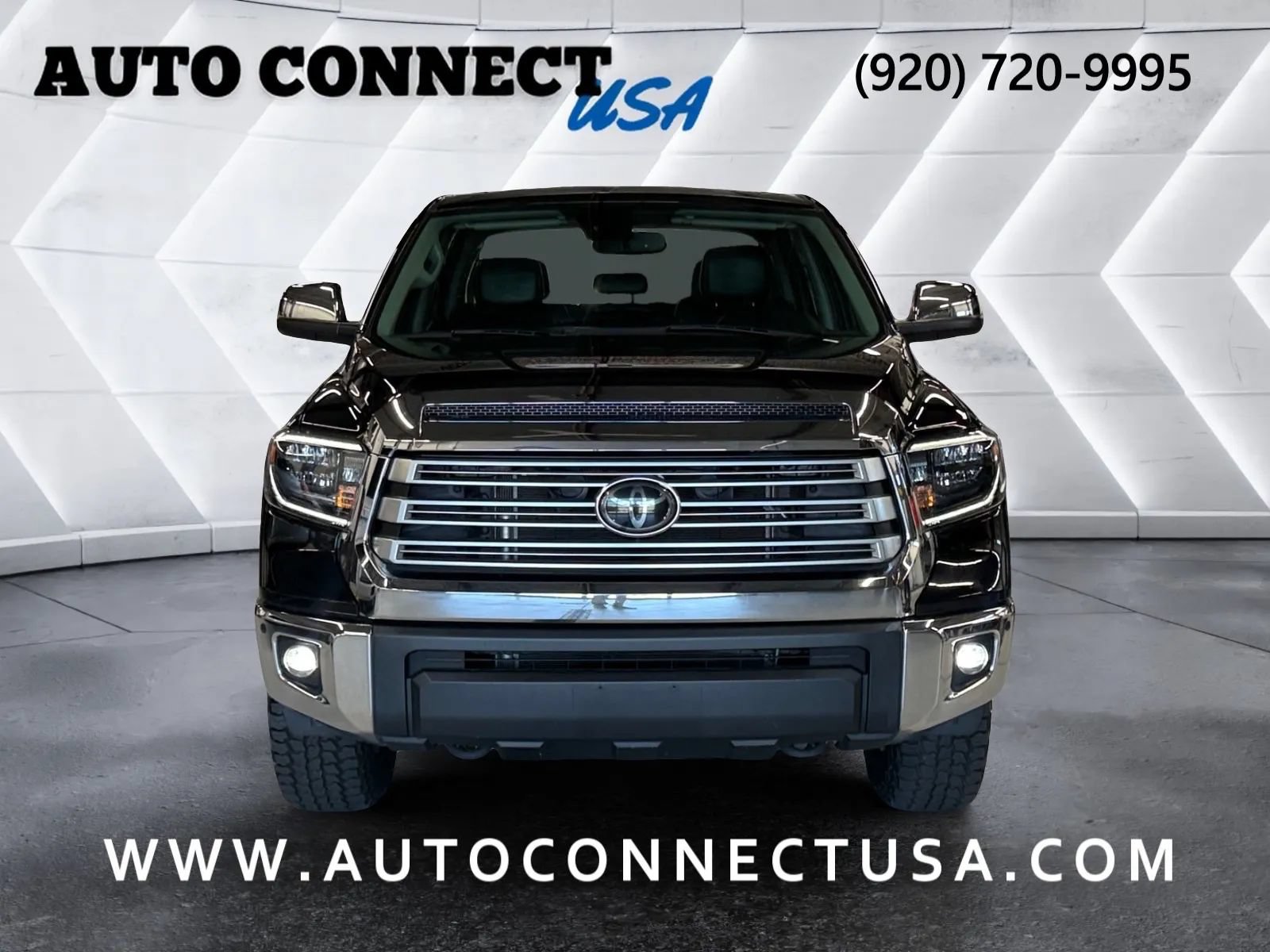 Used 2021 Toyota Tundra Limited w/ Limited Premium Package AWD/4WD image 4