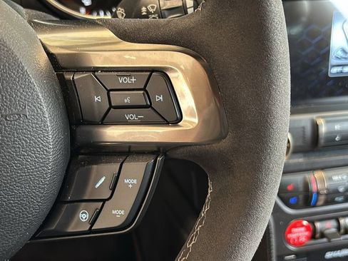 Used 2017 Ford Mustang Shelby GT350 RWD image 15