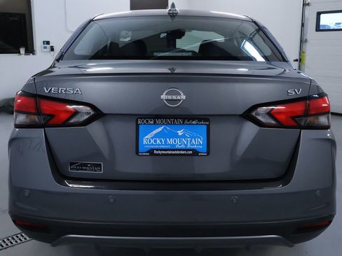 Used 2023 Nissan Versa SV image 6