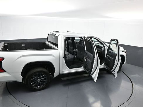 New 2024 Toyota Tundra Platinum image 45