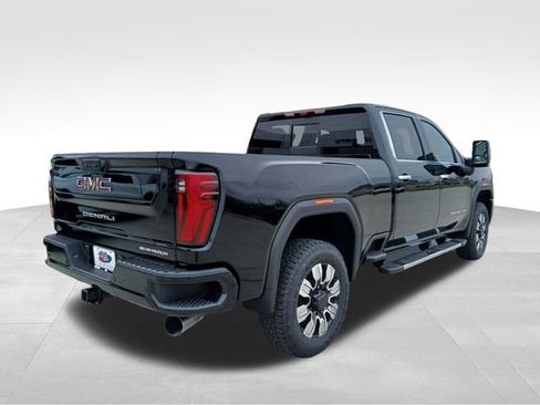 New 2026 GMC Sierra 2500 Denali w/ Denali Reserve Package image 5
