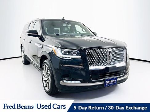 Used 2023 Lincoln Navigator L Reserve AWD/4WD image 1