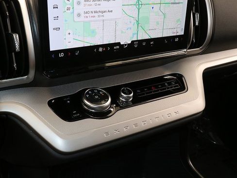 New 2025 Ford Expedition Max Active image 23