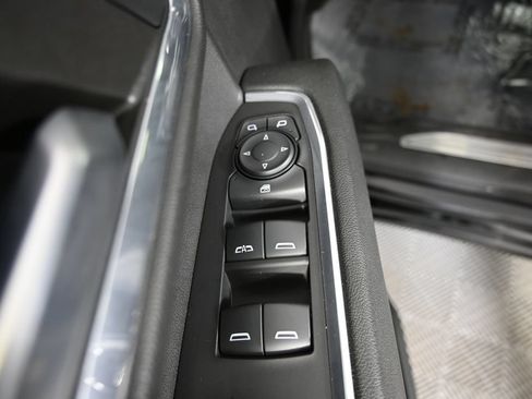 Used 2024 Chevrolet Silverado 2500 LT w/ Convenience Package AWD/4WD image 19