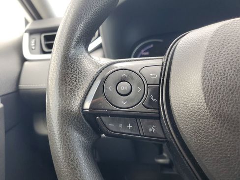 Used 2023 Toyota RAV4 LE image 20