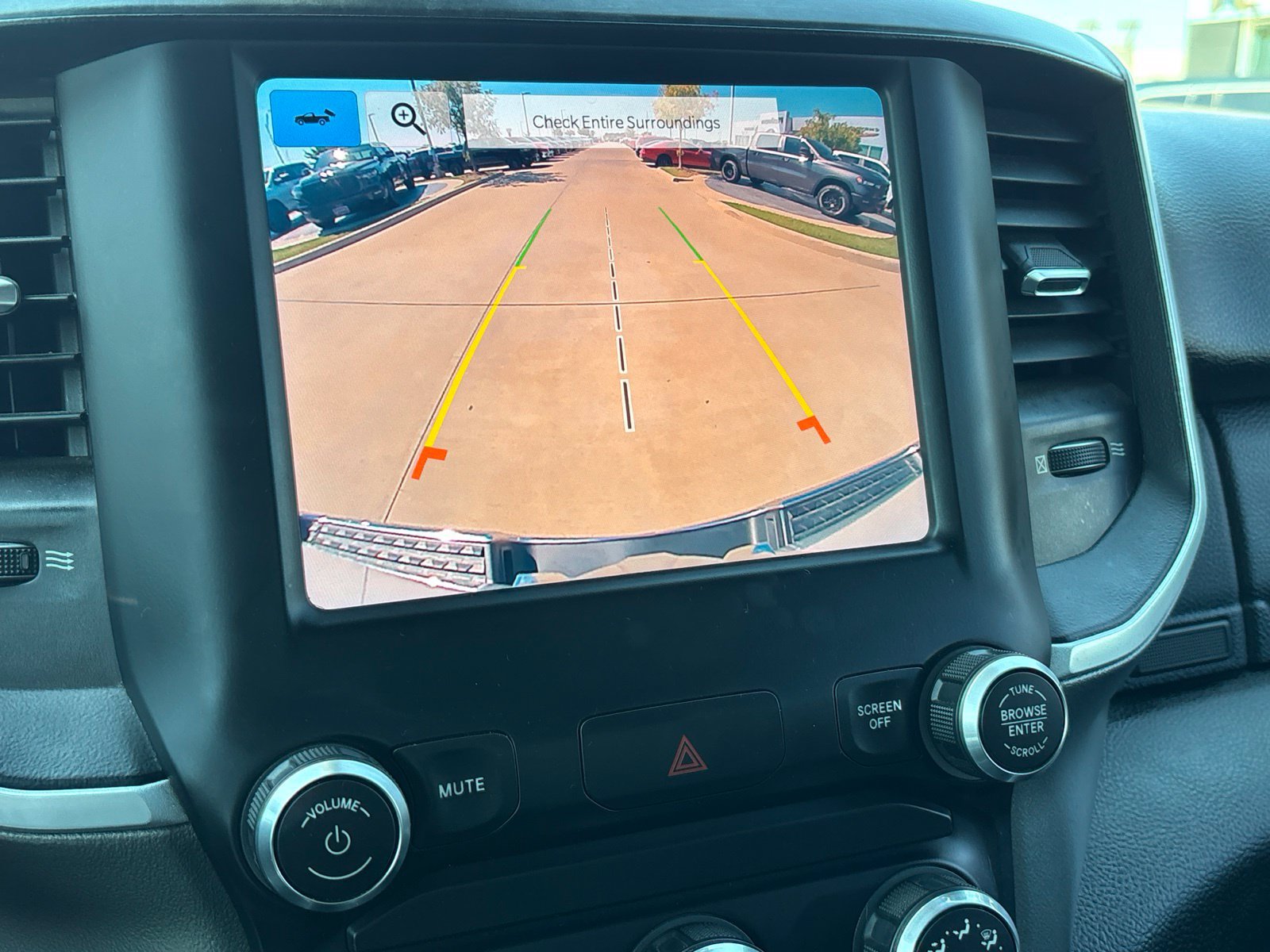 Used 2022 RAM 1500 Big Horn AWD/4WD image 19