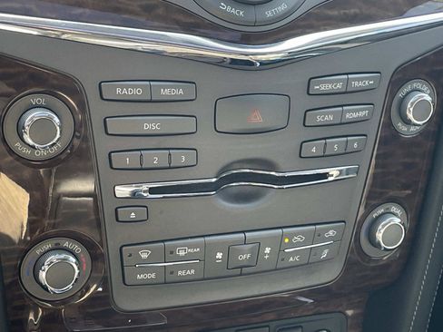 Used 2019 Nissan Armada Platinum w/ Captain's Chairs Package image 22