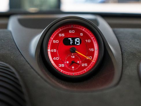 Certified 2024 Porsche 718 Boxster Spyder RS RWD image 38