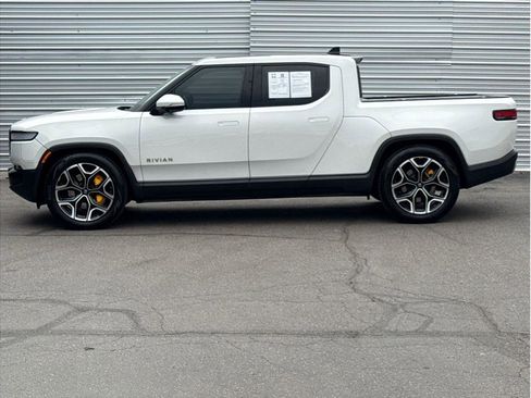 Used 2022 Rivian R1T Launch Edition image 7