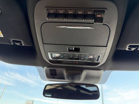 Used 2024 Ford F450 Platinum AWD/4WD image 34