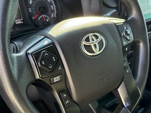 Used 2021 Toyota Tacoma SR AWD/4WD image 29