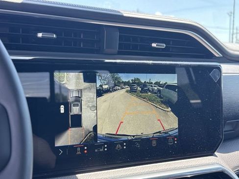 New 2026 GMC Sierra 1500 Denali w/ Denali Reserve Package AWD/4WD image 17